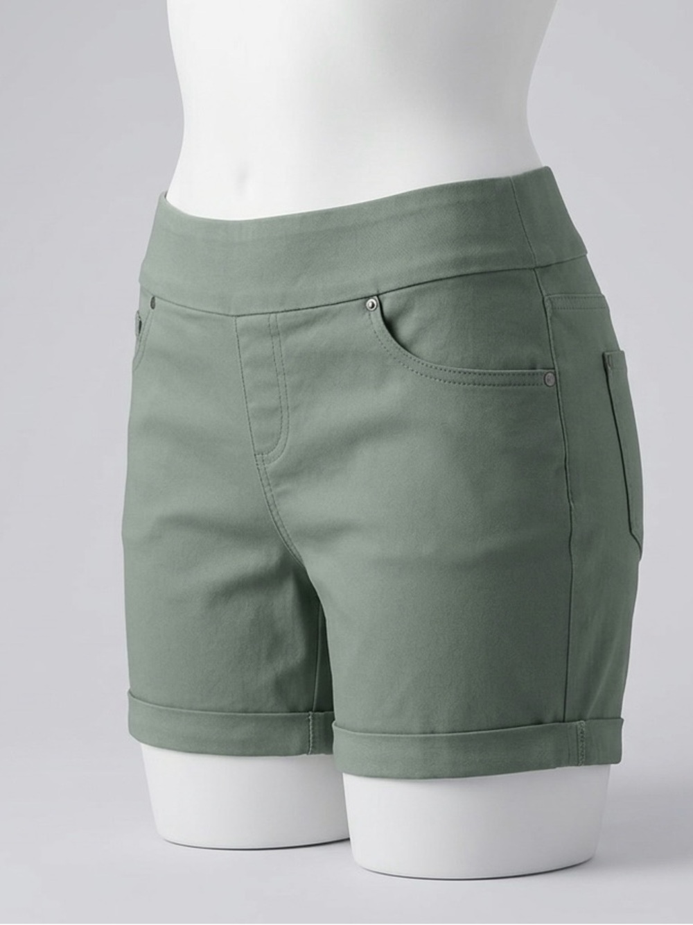 Time and Tru Sage Green Pull-On Bermuda Shorts
